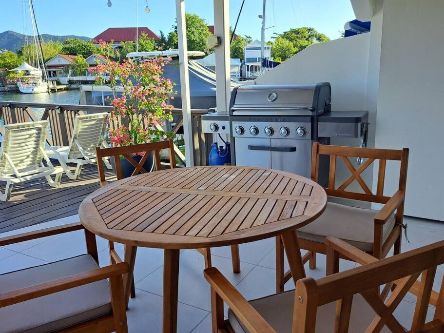 Beautifully Renovated Villa Close To The Beach Jolly Harbour Extérieur photo